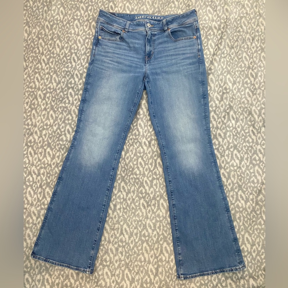 American Eagle Outfitters Women's Blue Jeans - Kick Boot